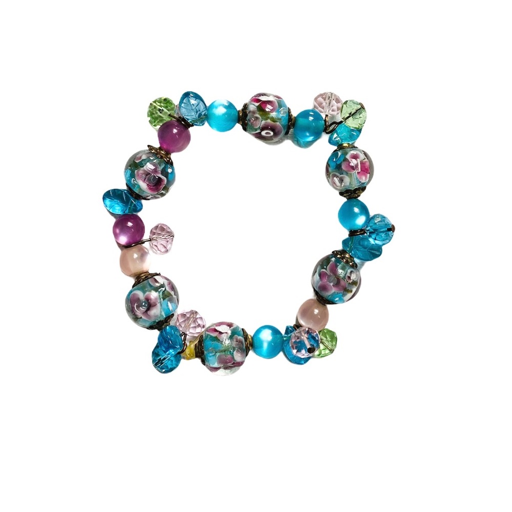 Blue floral beaded bracelet